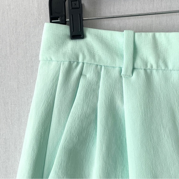 ARITZIA Wilfred The Effortless 7” Short - Picture 4 of 9